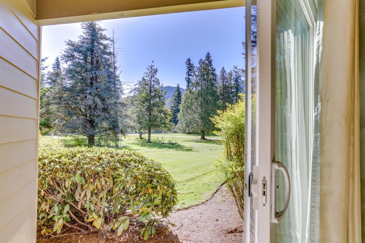 Fairway Estates Retreat Hotel Welches Bagian luar foto